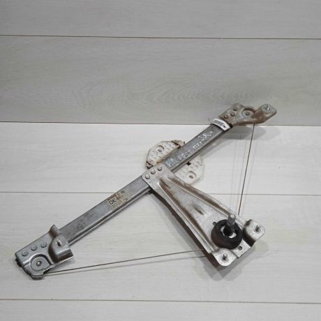 steklopodieemnik-mexaniceskii-zadnii-pravyi-renault-logan-ii-renault-sandero-ii-renault-sandero-stepway-ii-art-82504-big-0