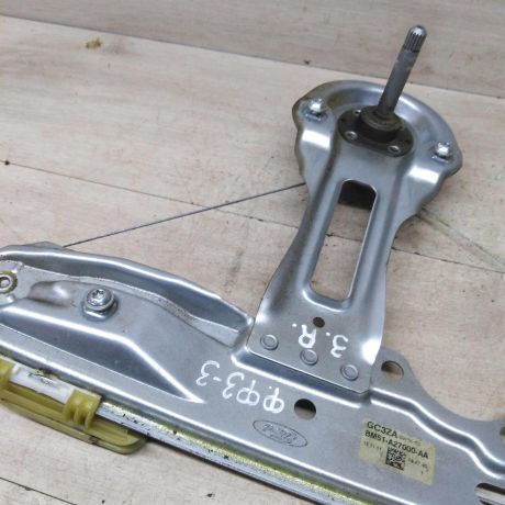 steklopodieemnik-mexaniceskii-zadnii-pravyi-ford-focus-3-art-82516-big-1