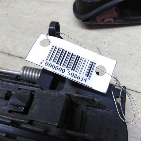 rucka-dveri-naruznaia-audi-a4-b6-art-82673-big-1