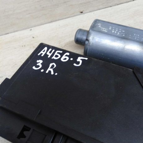steklopodieemnik-zadnii-pravyi-elektro-audi-a4-b6-audi-a4-b7-art-82674-big-5