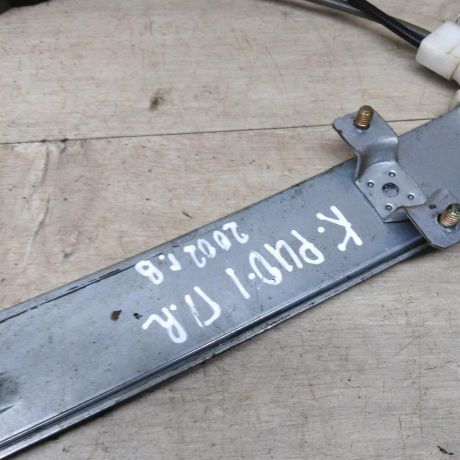 steklopodieemnik-perednii-pravyi-kia-rio-i-restailing-art-82830-big-1