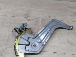 stekpodieemnik-zadnii-pravyi-kia-rio-i-restailing-mexaniceskii-art-82888