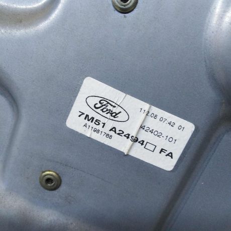 steklopodieemnik-zadnii-pravyi-elektro-ford-focus-2-art-82995-big-7