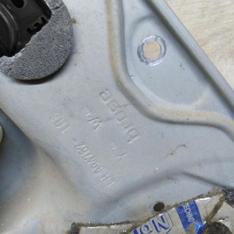 steklopodieemnik-zadnii-levyi-elektro-ford-focus-2-art-83129-big-2