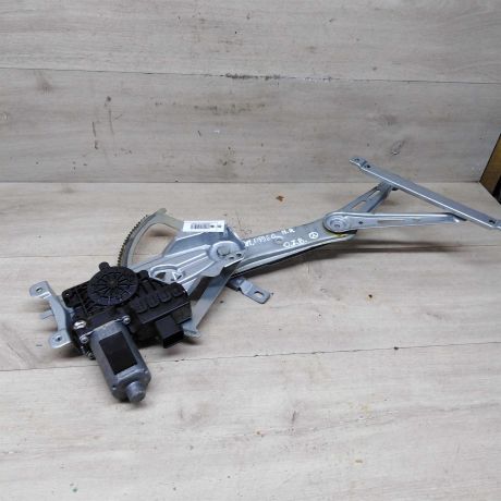 steklopodieemnik-perednii-pravyi-elektro-opel-zafira-b-art-83252-big-0