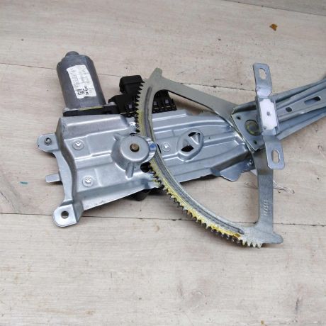 steklopodieemnik-perednii-pravyi-elektro-opel-zafira-b-art-83252-big-5