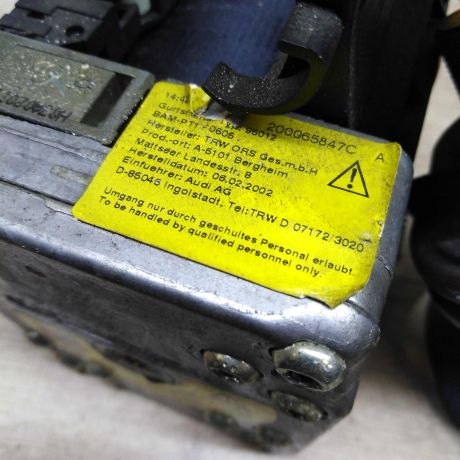 remen-bezopasnosti-zadnii-levyi-audi-a3-8l-art-83502-big-1