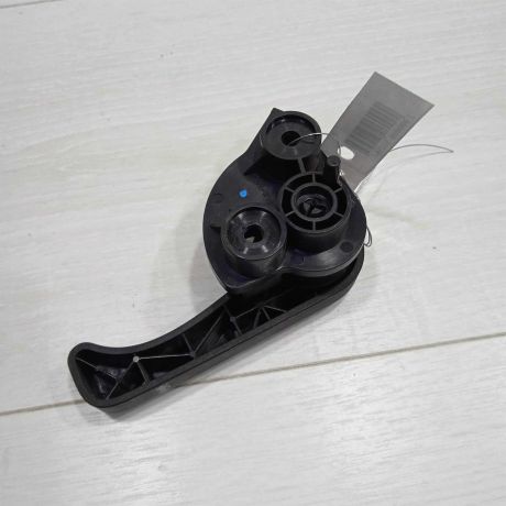 rucka-otkrytiia-kapota-kia-ceed-art-84341-big-0