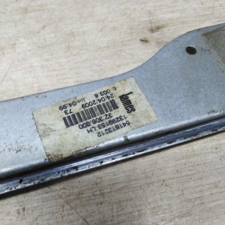 steklopodieemnik-perednii-levyi-elektro-opel-corsa-d-art-84855-big-1