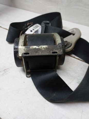 remen-bezopasnosti-perednii-pravyi-mazda-3-bk-art-85606-big-4