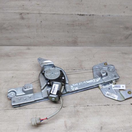 steklopodieemnik-zadnii-pravyi-elektro-geely-lc-panda-cross-art-85939-big-0