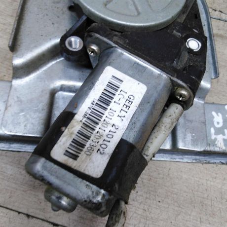 steklopodieemnik-zadnii-pravyi-elektro-geely-lc-panda-cross-art-85939-big-1