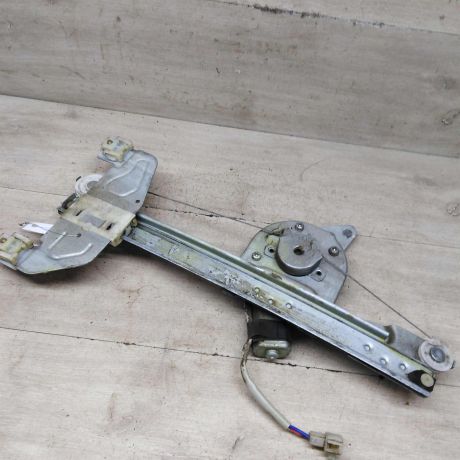 steklopodieemnik-zadnii-pravyi-elektro-geely-lc-panda-cross-art-85939-big-2