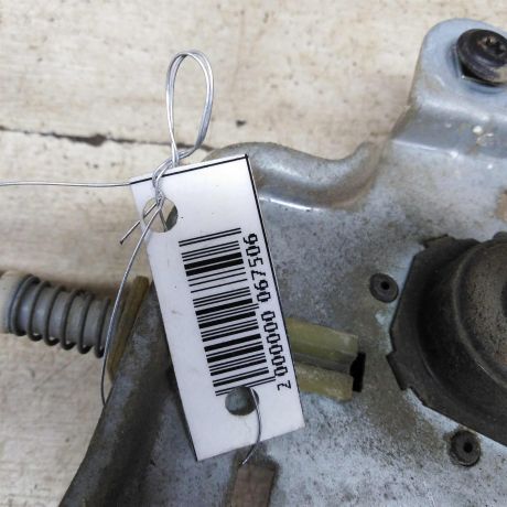 steklopodieemnik-mexaniceskii-zadnii-pravyi-skoda-octavia-i-a4-art-85953-big-1