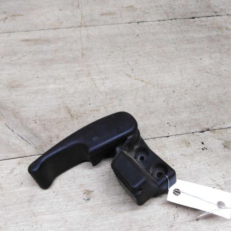 rucka-trosa-kapota-skoda-octavia-tour-art-86175-big-0