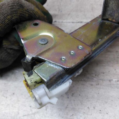 steklopodieemnik-perednii-pravyi-elektro-fiat-marea-fiat-brava-art-86535-big-3