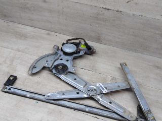 steklopodieemnik-perednii-pravyi-elektro-kia-carens-i-rs-art-86770