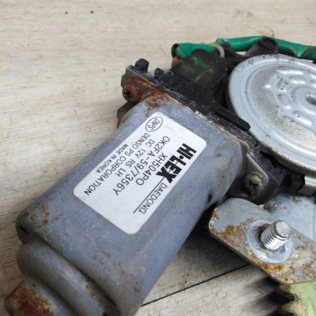 steklopodieemnik-zadnii-levyi-elektro-kia-carens-i-rs-art-86829-big-3