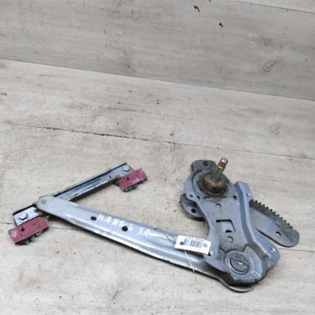 steklopodieemnik-mexaniceskii-zadnii-pravyi-nissan-almera-n16-art-87032-big-0