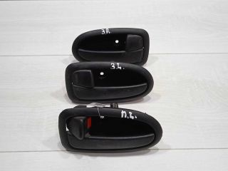 rucka-otkryvaniia-dveri-vnutrenniaia-hyundai-matrix-art-87099