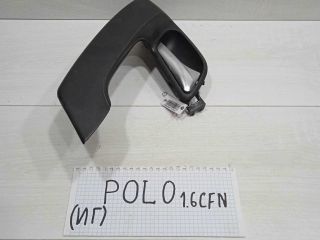 rucka-dveri-peredniaia-pravaia-vnutrenniaia-volkswagen-polo-5-art-88309