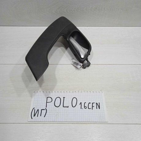 rucka-dveri-peredniaia-pravaia-vnutrenniaia-volkswagen-polo-5-art-88309-big-0