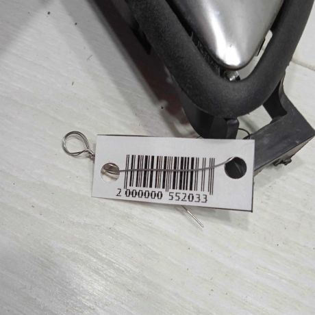 rucka-dveri-peredniaia-pravaia-vnutrenniaia-volkswagen-polo-5-art-88309-big-1