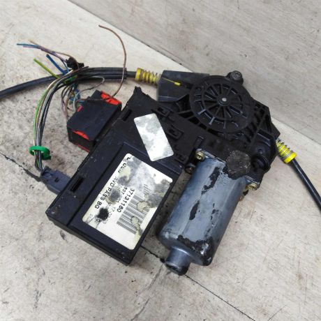 steklopodieemnik-elektriceskii-pravyi-kupe-peugeot-307-art-88346-big-2