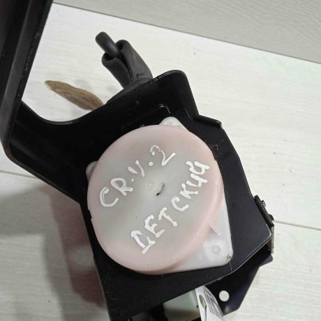 remen-bezopasnosti-zadnii-srednii-honda-cr-v-ii-art-88439-big-1