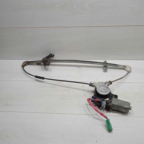 steklopodieemnik-elektriceskii-zadnii-pravyi-honda-cr-v-ii-art-88855-big-0