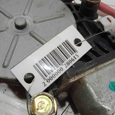 steklopodieemnik-elektriceskii-zadnii-pravyi-honda-cr-v-ii-art-88855-big-2