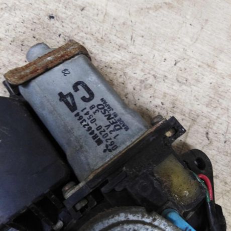 steklopodieemnik-elektriceskii-zadnii-pravyi-mitsubishi-space-wagon-iii-art-89099-big-1