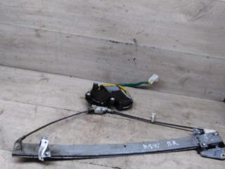 steklopodieemnik-elektriceskii-perednii-pravyi-mitsubishi-space-wagon-iii-art-89117