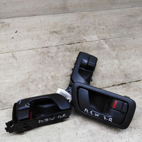 rucka-dveri-vnutrenniaia-mitsubishi-space-wagon-iii-art-89241-big-0