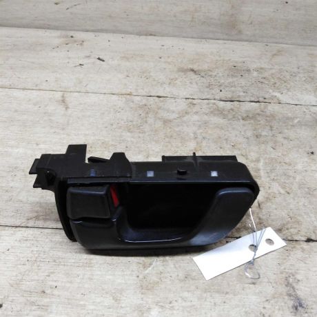 rucka-vnutrenniaia-peredniaia-levaia-mitsubishi-space-wagon-iii-art-89264-big-0