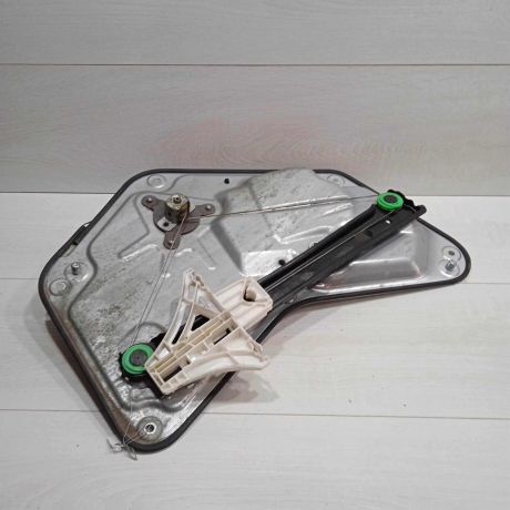 steklopodieemnik-mexaniceskii-zadnii-levyi-skoda-yeti-i-art-90657-big-1