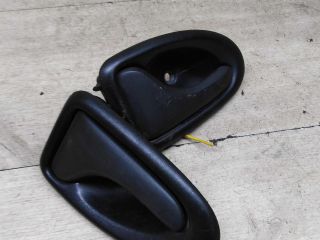 rucka-otkryvaniia-dveri-vnutrenniaia-zadniaia-renault-scenic-art-90870