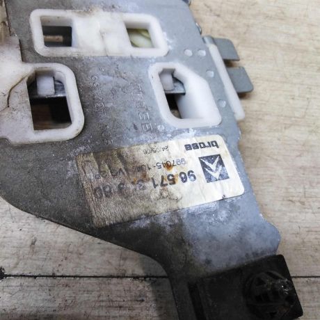 steklopodieemnik-elektriceskii-kupe-levyi-citroen-c4-i-art-91017-big-1