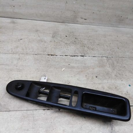 rucka-dveri-vnutrenniaia-peredniaia-levaia-chery-amulet-a15-i-art-91401-big-0