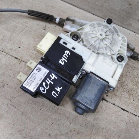 steklopodieemnik-elektriceskii-pravyi-citroen-c4-i-kupe-art-91403-big-1