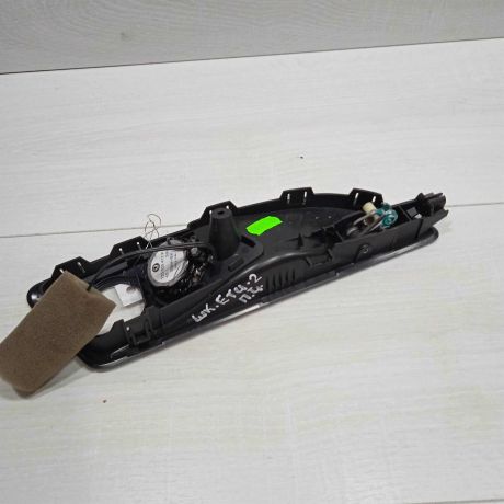 rucka-dveri-vnutrenniaia-peredniaia-levaia-skoda-yeti-i-art-91613-big-1