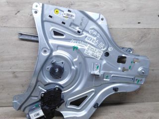 steklopodieemnik-perednii-pravyi-elektriceskii-hyundai-ix35-i-art-91955