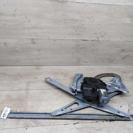 steklopodieemnik-elektriceskii-perednii-pravyi-renault-megane-iii-art-92213-big-0