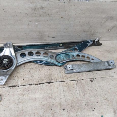 steklopodieemnik-mexaniceskii-perednii-pravyi-volkswagen-passat-b4-volkswagen-passat-b3-art-92757-big-3