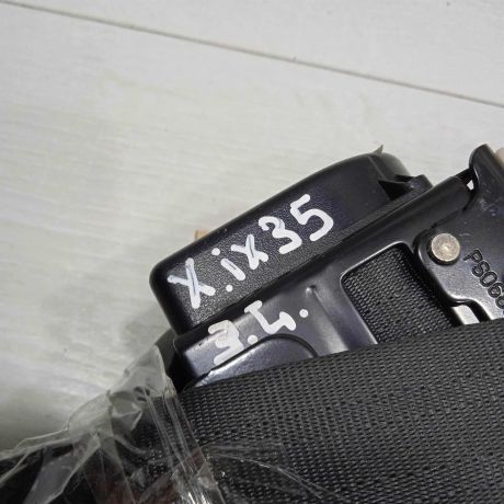 remen-bezopasnosti-zadnii-levyi-hyundai-ix35-i-art-93041-big-1