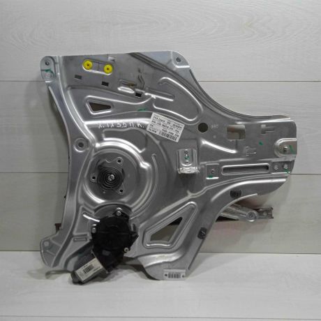 steklopodieemnik-elektriceskii-perednii-pravyi-hyundai-ix35-i-art-93051-big-0