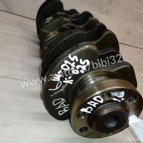 kolenval-volkswagen-golf-4-16i-bad-art-44761-big-4