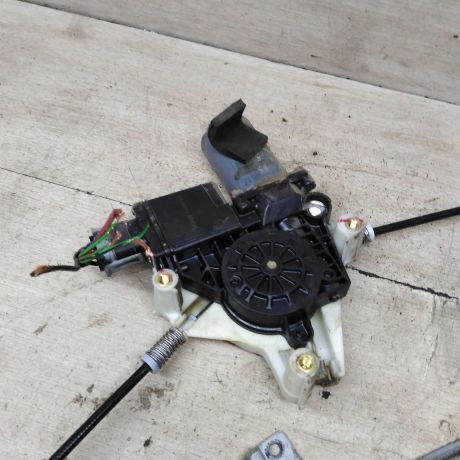 steklopodieemnik-elektriceskii-perednii-pravyi-mitsubishi-space-star-i-art-93234-big-2