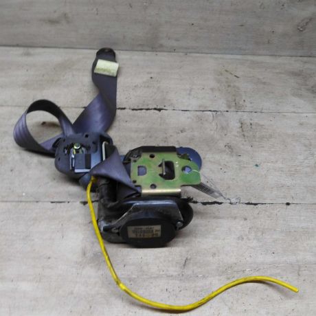 remen-bezopasnosti-perednii-pravyi-hyundai-accent-ii-art-93635-big-0