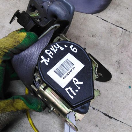 remen-bezopasnosti-perednii-pravyi-hyundai-accent-ii-art-93635-big-3